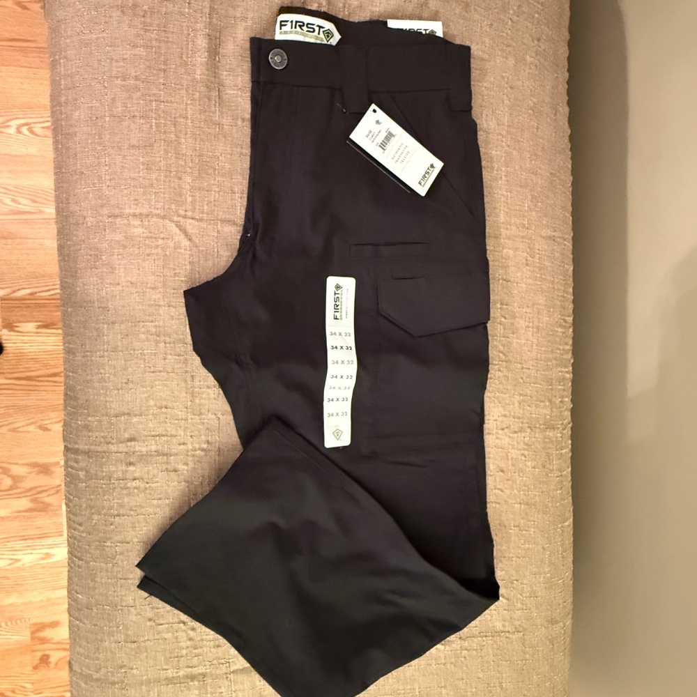 First Tactical Black v2 114011 34/32 Black